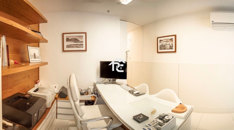 Sala Comercial à Venda, 28 m² em Icaraí - Niterói