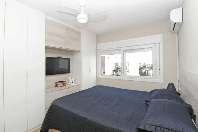Imagem Apartamento com 2 Quartos à Venda, 65 m² em São Sebastião - Porto Alegre Imagem Apartamento com 2 Quartos à Venda, 65 m² em São Sebastião - Porto Alegre