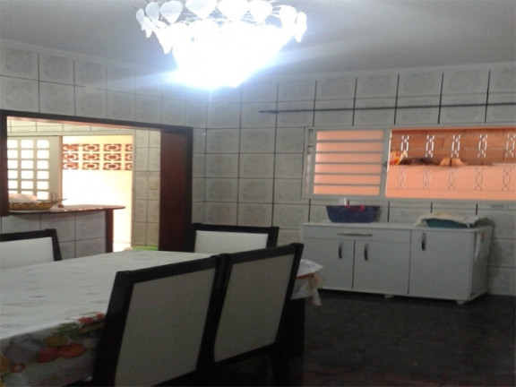 Imagem Sobrado com 1 Quarto à Venda, 140 m² em Pq. Dos Principes - Jacareí Imagem Sobrado com 1 Quarto à Venda, 140 m² em Pq. Dos Principes - Jacareí