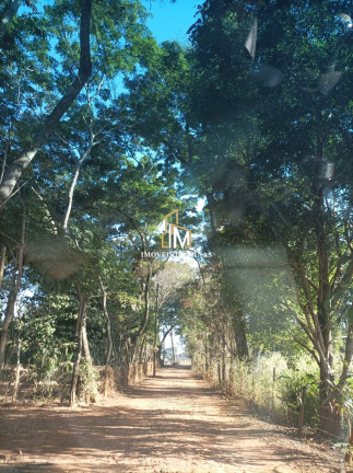 Terreno à Venda, 930 m² em Serra Azul - Mateus Leme