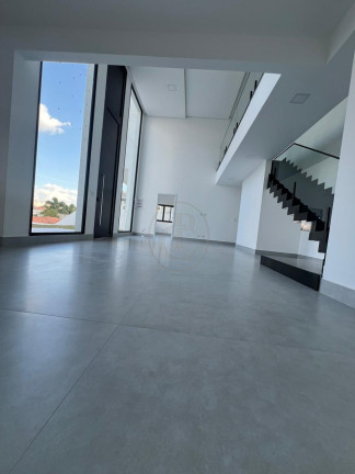 Imagem Casa com 3 Quartos à Venda, 300 m² em Atibaia Jardim - Atibaia Imagem Casa com 3 Quartos à Venda, 300 m² em Atibaia Jardim - Atibaia