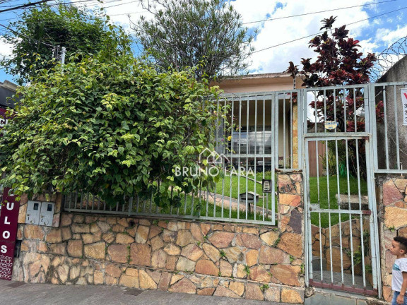 Imagem Casa com 3 Quartos à Venda, 300 m² em Centro - Betim Imagem Casa com 3 Quartos à Venda, 300 m² em Centro - Betim