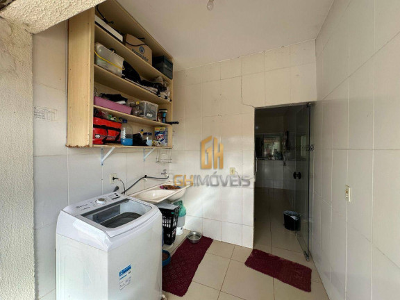 Imagem Casa com 3 Quartos à Venda, 145 m² em Vila Jardim Vitória - Goiânia