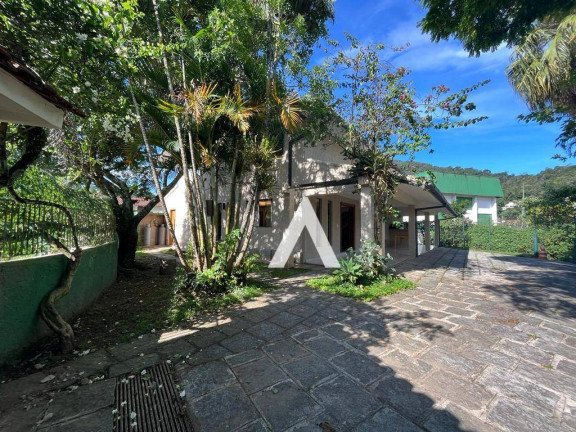 Imagem Casa com 5 Quartos à Venda, 318 m² em Comary - Teresópolis Imagem Casa com 5 Quartos à Venda, 318 m² em Comary - Teresópolis