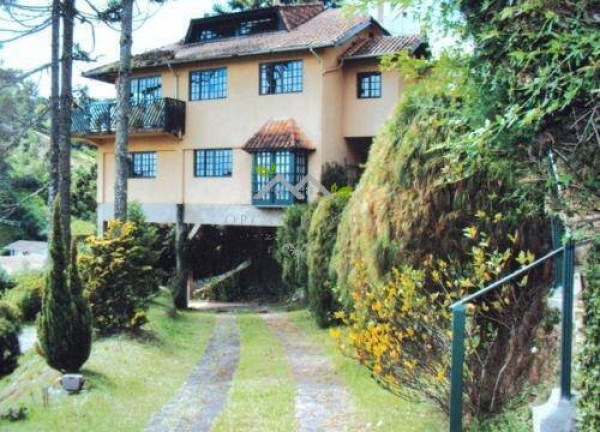 Imagem Casa com 5 Quartos à Venda, 360 m² em Vila Capivari - Campos Do Jordão
