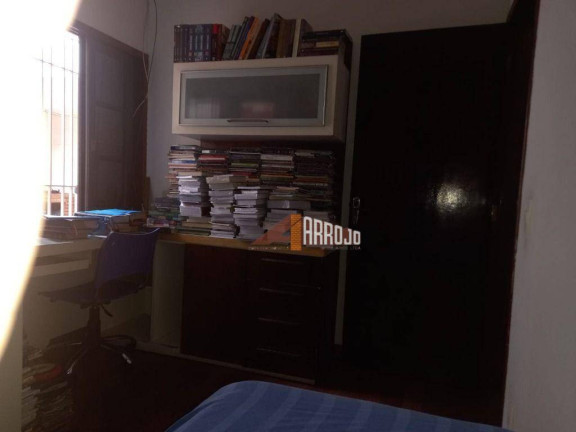 Imagem Casa com 3 Quartos à Venda, 234 m² em Jardim Cotinha - São Paulo Imagem Casa com 3 Quartos à Venda, 234 m² em Jardim Cotinha - São Paulo