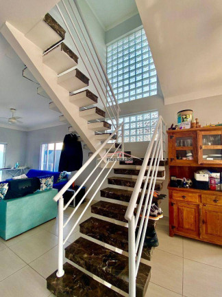 Imagem Casa com 4 Quartos à Venda, 173 m² em Solemar - Praia Grande