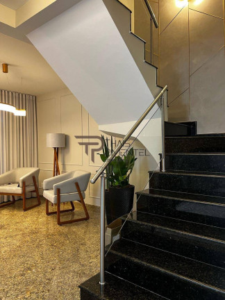 Imagem Casa com 4 Quartos à Venda, 354 m² em Centro - Osasco