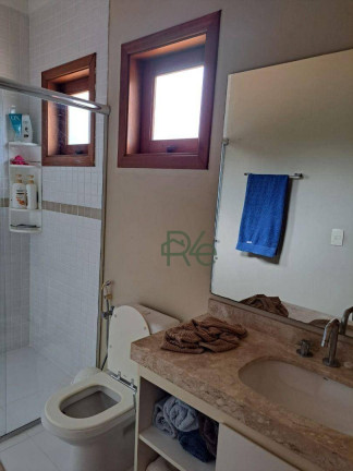 Imagem Casa com 3 Quartos à Venda, 293 m² em Golf Village - Carapicuíba Imagem Casa com 3 Quartos à Venda, 293 m² em Golf Village - Carapicuíba