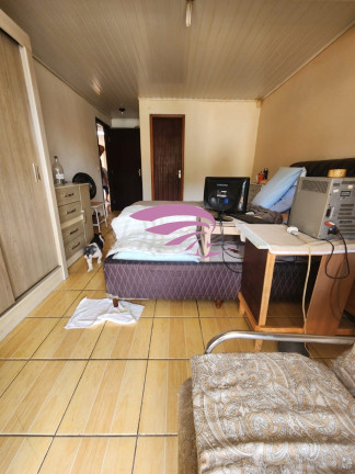 Imagem Casa com 3 Quartos à Venda, 95 m² em Alto Boqueirão - Curitiba Imagem Casa com 3 Quartos à Venda, 95 m² em Alto Boqueirão - Curitiba