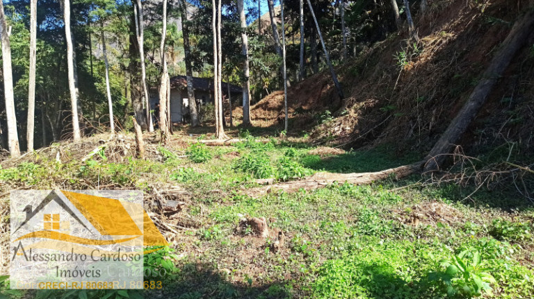 Imagem Terreno à Venda, 2.200 m² em Centro - Nova Friburgo Imagem Terreno à Venda, 2.200 m² em Centro - Nova Friburgo