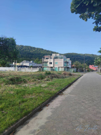 Terreno à Venda, 432 m² em Prainha - Guaratuba