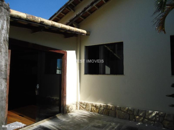 Imagem Casa com 3 Quartos à Venda, 480 m² em Bom Pastor - Juiz De Fora Imagem Casa com 3 Quartos à Venda, 480 m² em Bom Pastor - Juiz De Fora