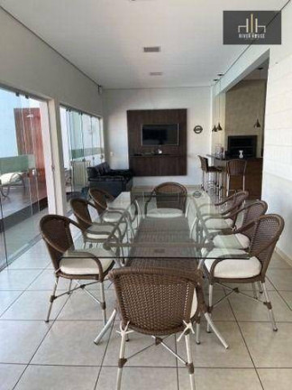 Imagem Sobrado com 5 Quartos à Venda, 420 m² em Jardim Califórnia - Cuiabá
