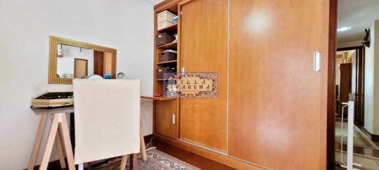 Imagem Apartamento com 4 Quartos à Venda, 170 m² em Tijuca - Rio De Janeiro Imagem Apartamento com 4 Quartos à Venda, 170 m² em Tijuca - Rio De Janeiro