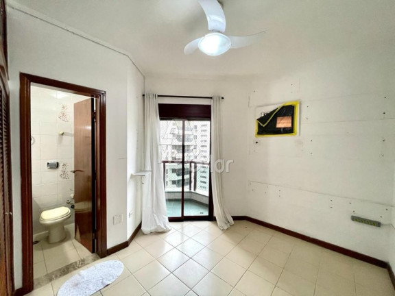 Imagem Apartamento com 3 Quartos à Venda, 168 m² em Pitangueiras - Guarujá