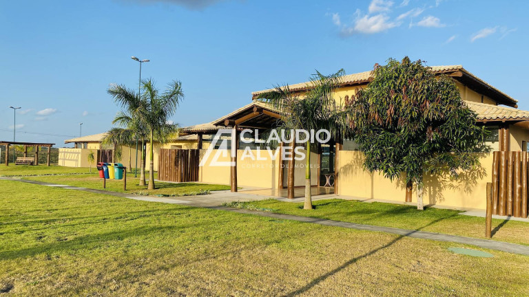 Imagem Terreno à Venda, 302 m² em Sim - Feira De Santana