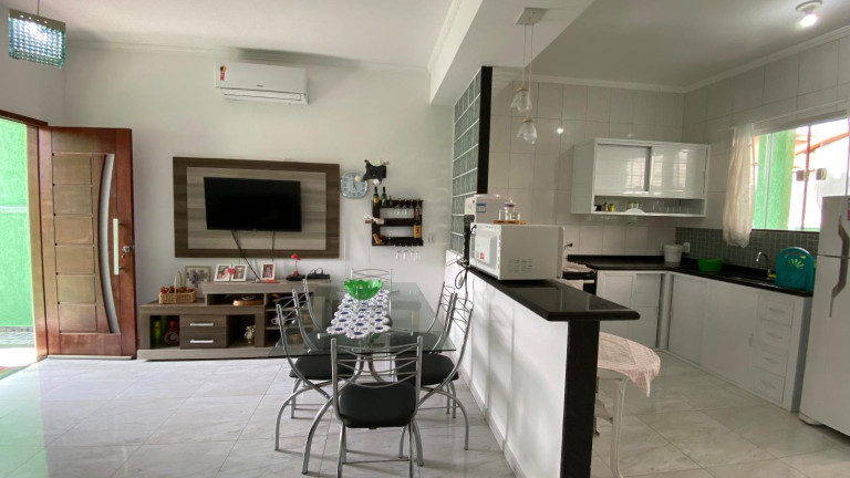 Imagem Casa de Condomínio com 2 Quartos à Venda, 80 m² em Fluminense - São Pedro Da Aldeia