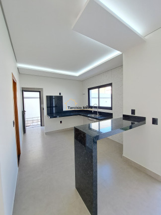 Imagem Casa com 4 Quartos à Venda, 250 m² em Parque Olívio Franceschini - Hortolândia