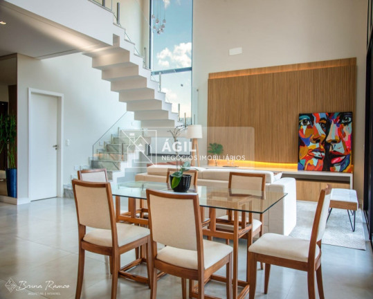 Imagem Casa com 4 Quartos à Venda, 450 m² em Jardim Do Golfe - São José Dos Campos Imagem Casa com 4 Quartos à Venda, 450 m² em Jardim Do Golfe - São José Dos Campos