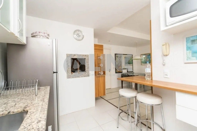 Imagem Apartamento com 2 Quartos à Venda, 61 m² em Passo Da Areia - Porto Alegre Imagem Apartamento com 2 Quartos à Venda, 61 m² em Passo Da Areia - Porto Alegre
