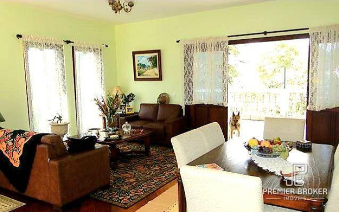 Imagem Casa com 3 Quartos à Venda, 460 m² em Golfe - Teresópolis