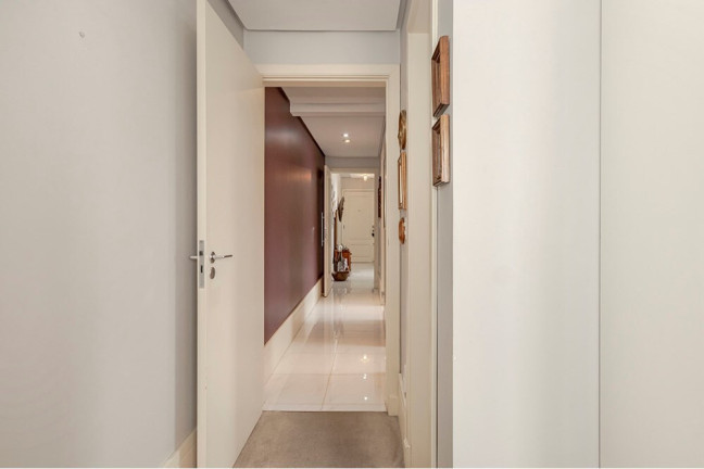 Imagem Imóvel com 2 Quartos à Venda, 90 m² em Petrópolis - Porto Alegre Imagem Imóvel com 2 Quartos à Venda, 90 m² em Petrópolis - Porto Alegre