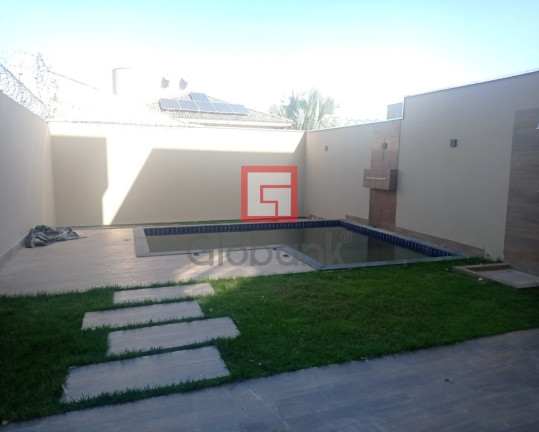 Imagem Casa com 3 Quartos à Venda, 333 m² em Ibituruna - Montes Claros