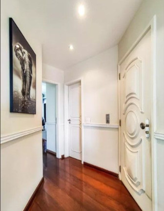 Imagem Imóvel com 3 Quartos à Venda, 232 m² em Vila Suzana - São Paulo