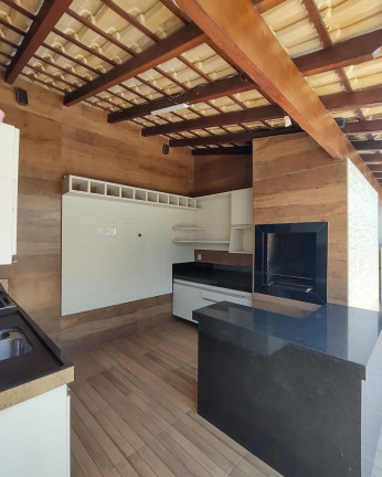 Imagem Casa com 7 Quartos à Venda, 250 m² em Santa Mônica - Guarapari Imagem Casa com 7 Quartos à Venda, 250 m² em Santa Mônica - Guarapari