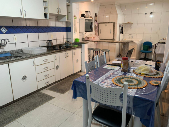 Imagem Casa com 3 Quartos à Venda, 111 m² em Centro - Balneário Camboriú