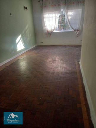 Imagem Casa com 3 Quartos à Venda, 300 m² em Vila Irmãos Arnoni - São Paulo