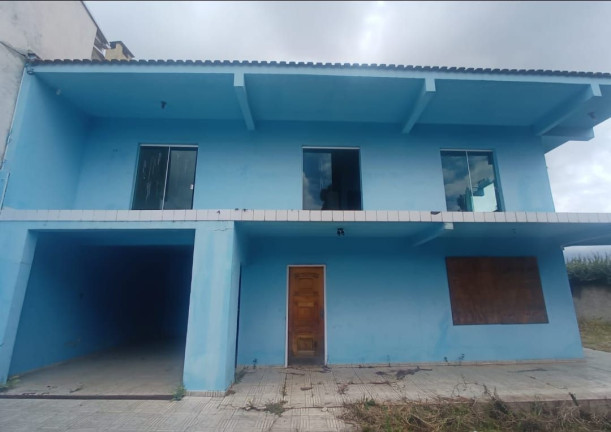 Imagem Casa com 3 Quartos à Venda, 240 m² em Cachoeira - Curitiba Imagem Casa com 3 Quartos à Venda, 240 m² em Cachoeira - Curitiba