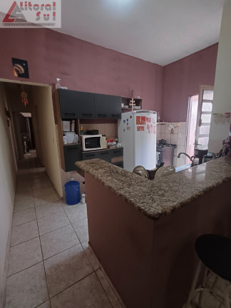 Imagem Casa com 2 Quartos à Venda, 110 m² em Vila Tupi - Praia Grande Imagem Casa com 2 Quartos à Venda, 110 m² em Vila Tupi - Praia Grande