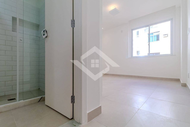 Imagem Apartamento com 3 Quartos à Venda, 135 m² em Copacabana - Rio De Janeiro