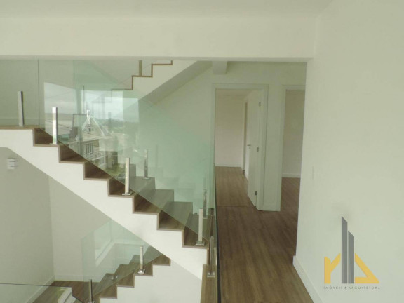 Imagem Casa com 3 Quartos à Venda, 240 m² em Pilarzinho - Curitiba