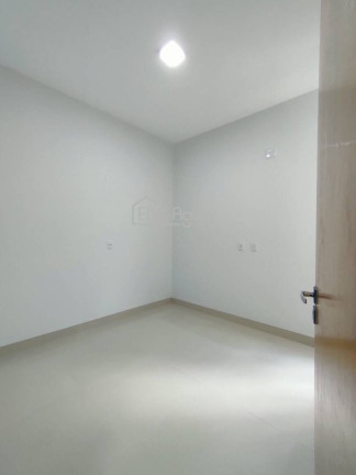 Imagem Casa com 3 Quartos à Venda, 105 m² em Residencial Recanto Do Bosque - Goiânia Imagem Casa com 3 Quartos à Venda, 105 m² em Residencial Recanto Do Bosque - Goiânia