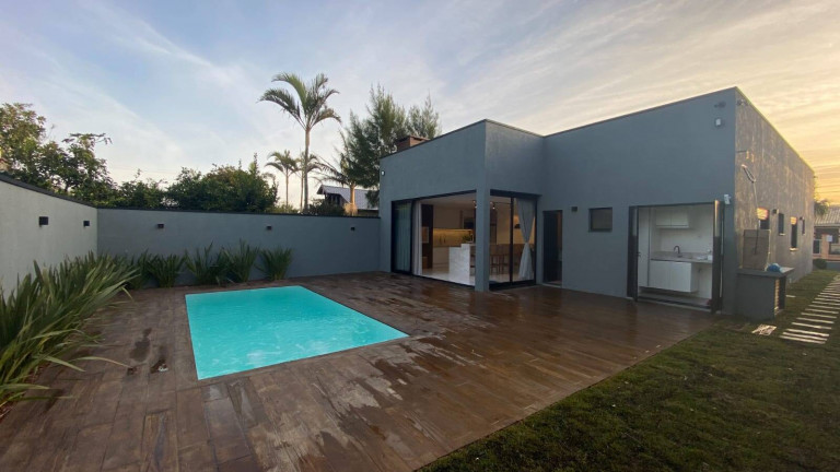 Imagem Casa com 3 Quartos à Venda, 110 m² em Rainha Do Mar - Xangri-lá