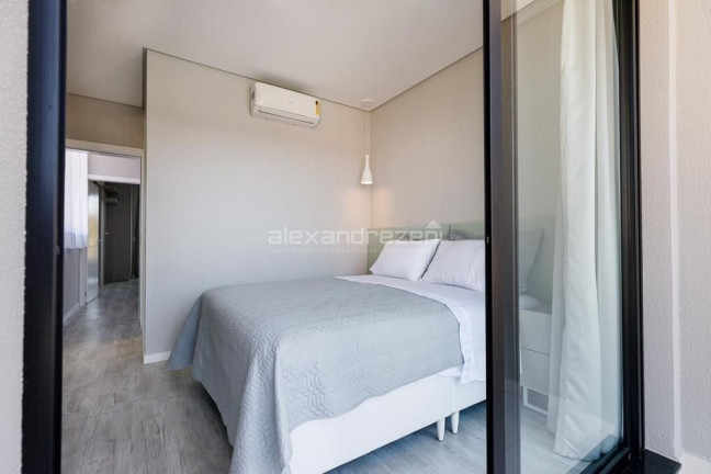 Imagem Sobrado com 3 Quartos à Venda, 234 m² em Canto Grande - Bombinhas Imagem Sobrado com 3 Quartos à Venda, 234 m² em Canto Grande - Bombinhas
