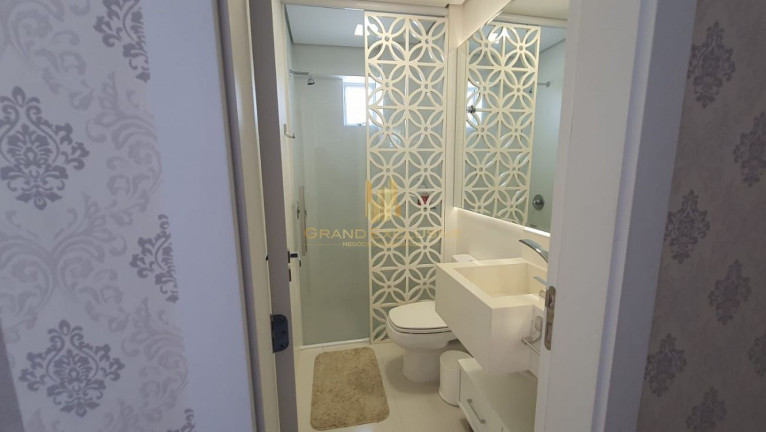 Imagem Apartamento com 3 Quartos à Venda, 130 m² em Centro - Balneário Camboriú Imagem Apartamento com 3 Quartos à Venda, 130 m² em Centro - Balneário Camboriú