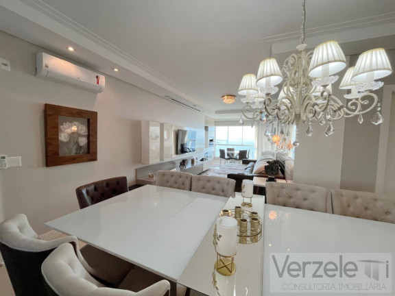 Imagem Apartamento com 3 Quartos à Venda, 144 m² em Centro Imagem Apartamento com 3 Quartos à Venda, 144 m² em Centro