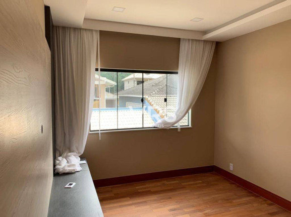 Imagem Casa com 4 Quartos à Venda, 390 m² em Vargem Grande - Teresópolis Imagem Casa com 4 Quartos à Venda, 390 m² em Vargem Grande - Teresópolis
