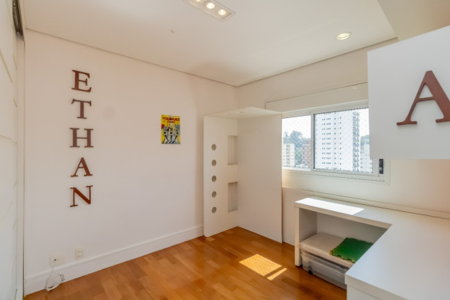 Imagem Apartamento com 3 Quartos à Venda, 184 m² em Real Parque - São Paulo