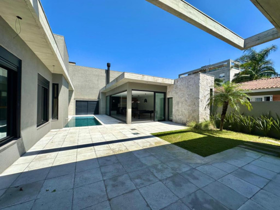Imagem Casa com 4 Quartos à Venda, 324 m² em Atlantida - Capao Da Canoa