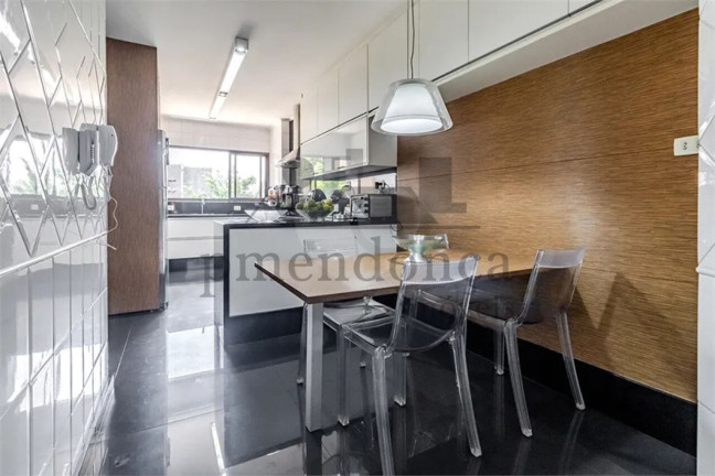 Imagem Apartamento com 4 Quartos à Venda, 210 m² em Vila Madalena - São Paulo Imagem Apartamento com 4 Quartos à Venda, 210 m² em Vila Madalena - São Paulo