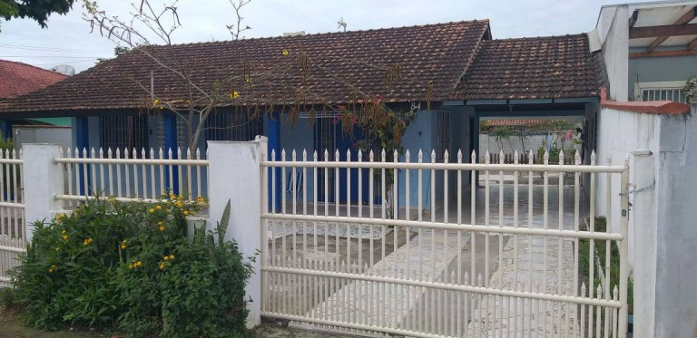 Casa com 3 Quartos à Venda, 70 m² em Balneário Perequê - Porto Belo