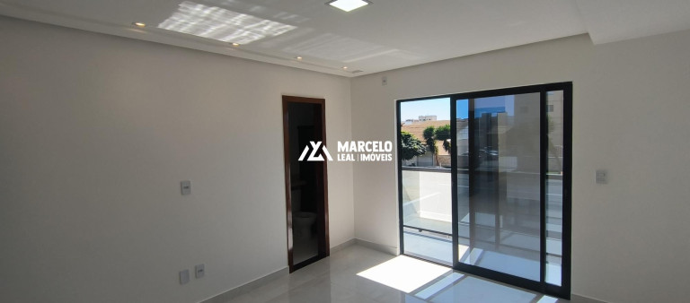 Casa com 3 Quartos à Venda, 130 m² em Felícia - Vitória Da Conquista