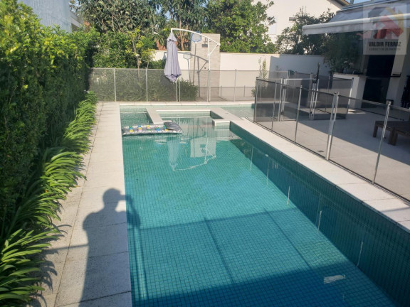 Casa com 5 Quartos à Venda, 450 m² em Jurerê Internacional - Florianópolis
