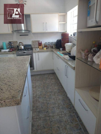 Imagem Sobrado com 6 Quartos à Venda, 230 m² em Jardim ícaro - Guaratinguetá Imagem Sobrado com 6 Quartos à Venda, 230 m² em Jardim ícaro - Guaratinguetá