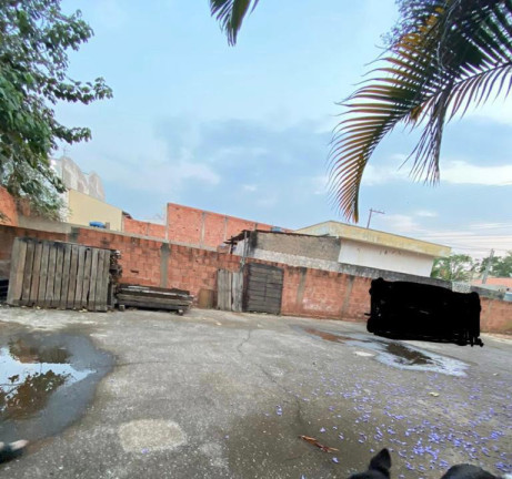 Terreno à Venda, 300 m² em Jardim Tatuí - Tatuí